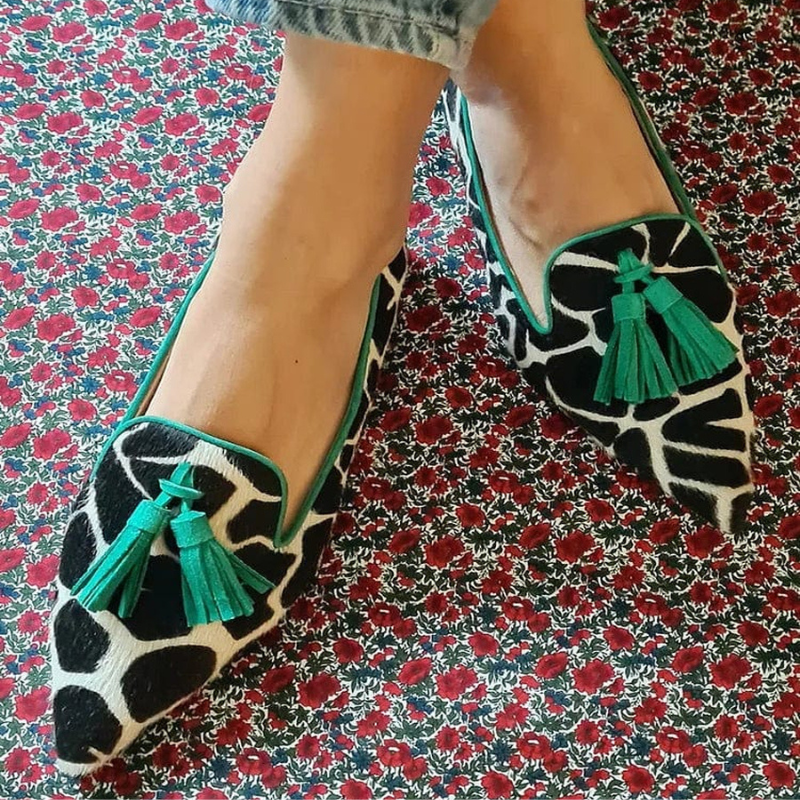 Mocasín Punta Fina Animal Print con Borla