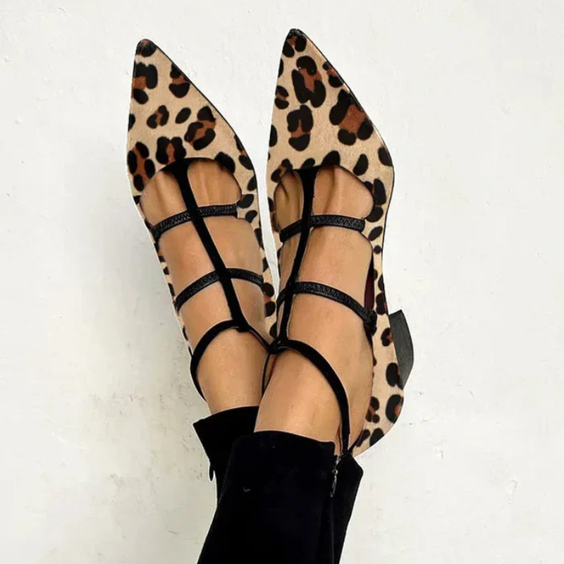 Zapato Punta Fina Tiras Horizontales Tacón Bajo