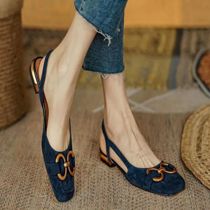 Slingback Ante Azul Marino Tacón Cuadrado Herraje Dorado