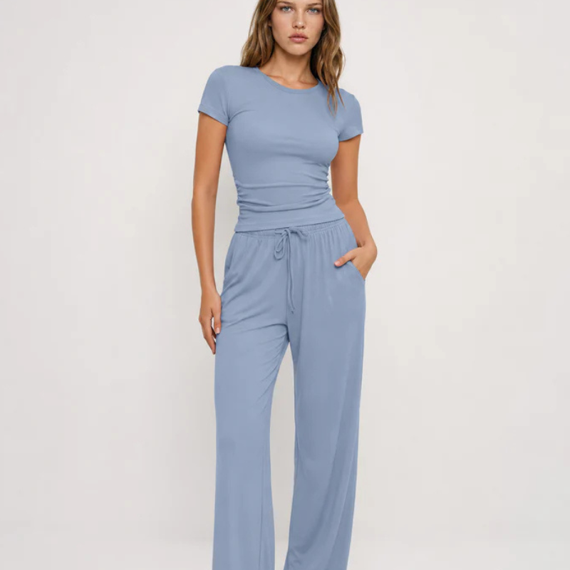 Conjunto Pijama Camiseta y Pantalón