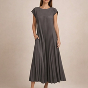 Vestido Plisado Manga Corta con Bolsillo