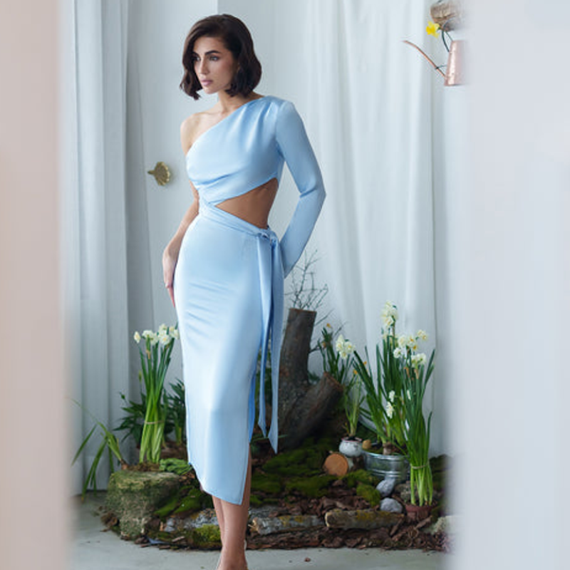 Vestido Satén Asimétrico Un Hombro Azul Celeste