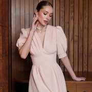 Vestido Midi Rosa Palo Escote V Mangas Abullonadas