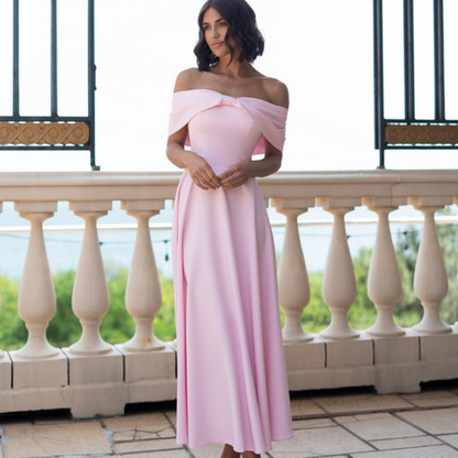 Vestido Midi Rosa Strapless Falda Evasé