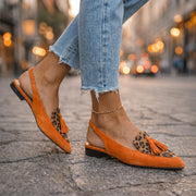 Lorena Sandalias con Tiras y Borlas