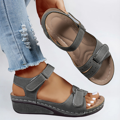Sandalia Doble Velcro Cuña Baja Plantilla Acolchada