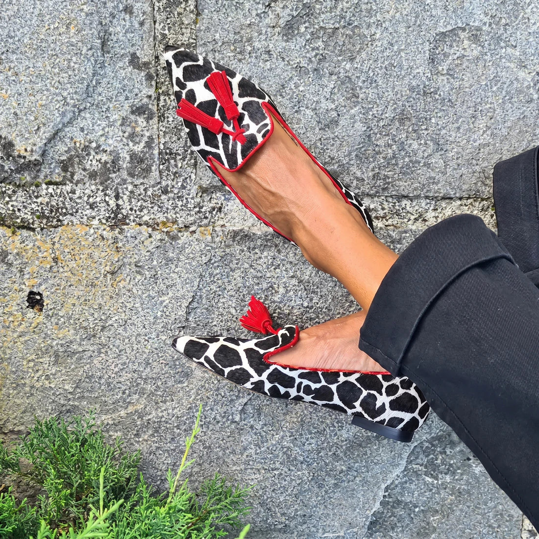 Mocasín Punta Fina Animal Print con Borla