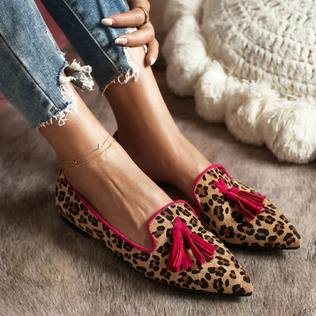 Mocasín Punta Fina Animal Print con Borla