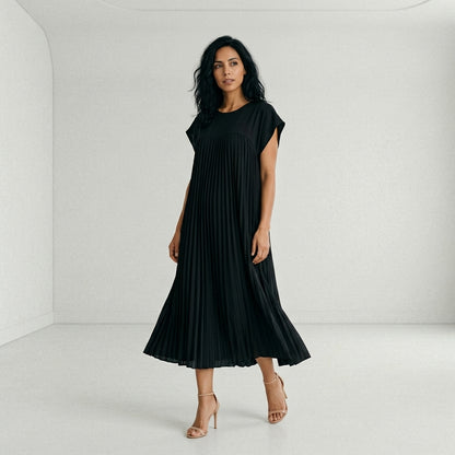 Vestido Plisado Manga Corta con Bolsillo
