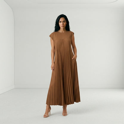 Vestido Plisado Manga Corta con Bolsillo