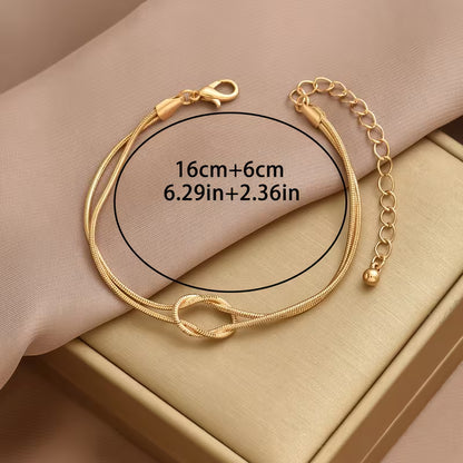 Pulsera Dorada con Medallón – El detalle elegante que hace brillar tu muñeca