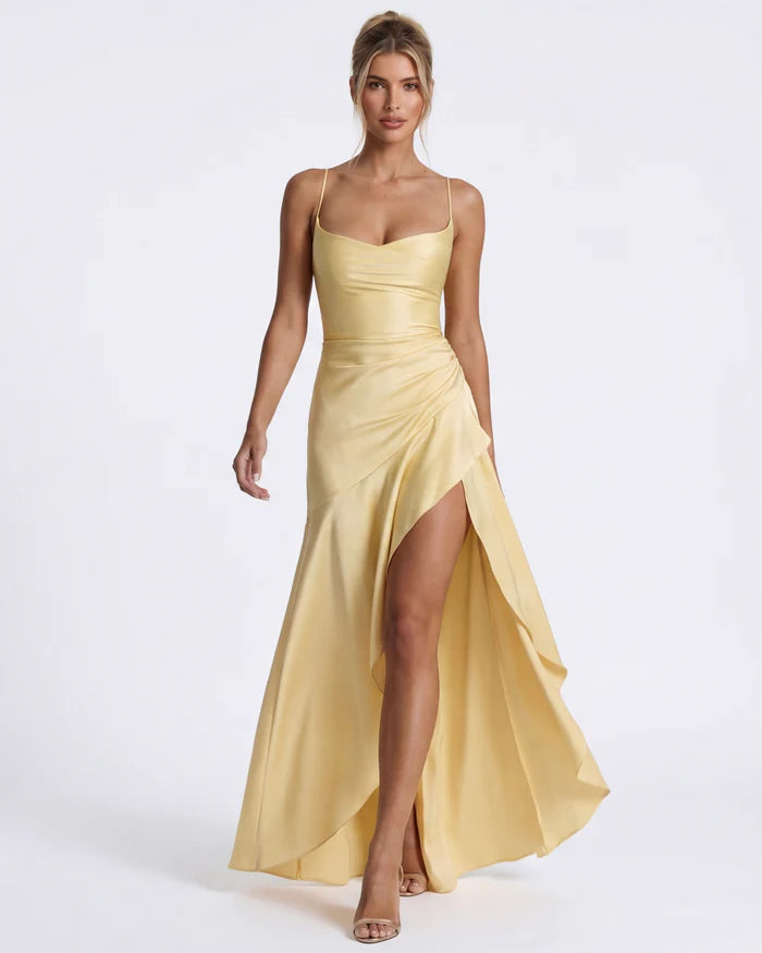 Vestido Largo Satén Drapeado con Abertura